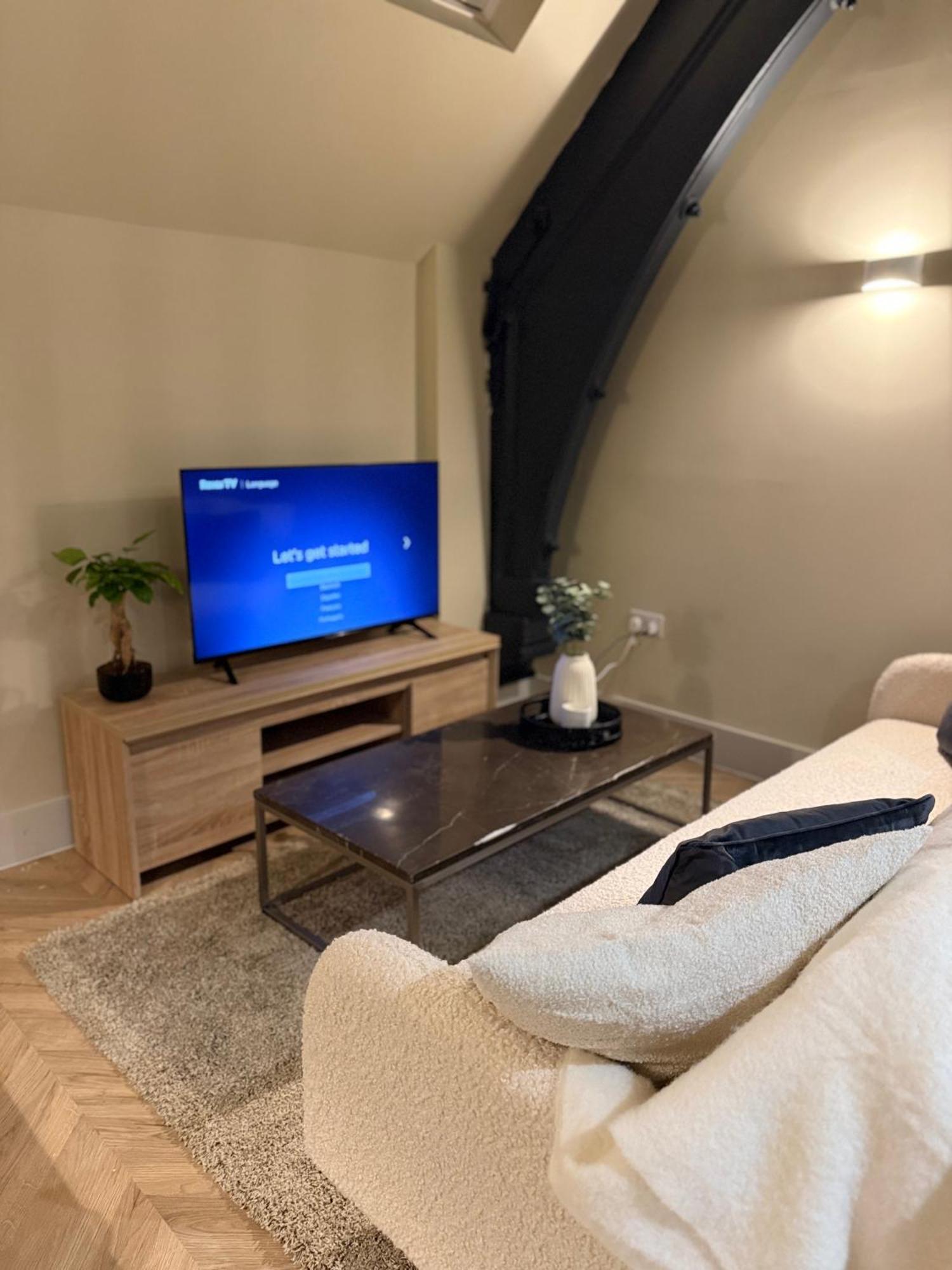 Cosy Mezzanine Apartment Leeds City Centre Esterno foto